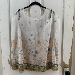 2 Chic Sheer Floral Cold Shoulder Top XL